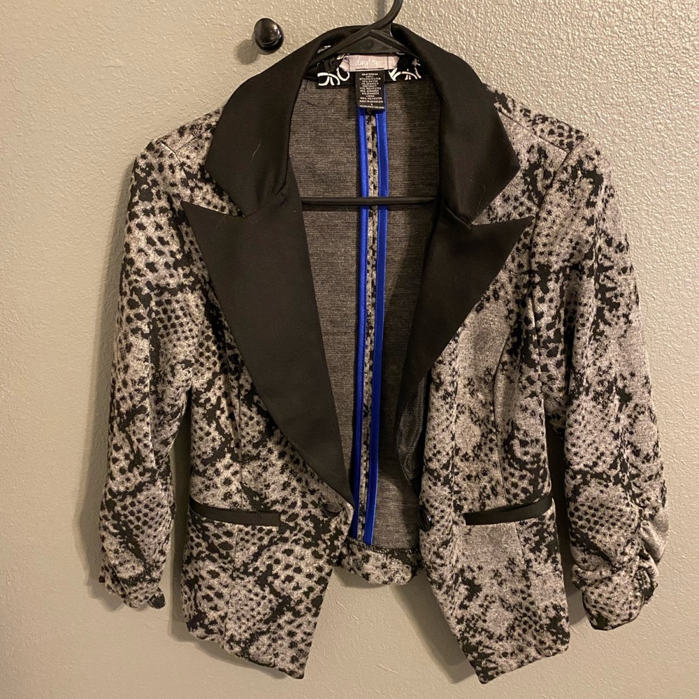 Fitted Blazer